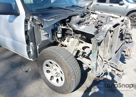 2007 Chevrolet Silverado 1500 Classic Work Truck from USA, damaged, VIN 3GCEC14X07G156880